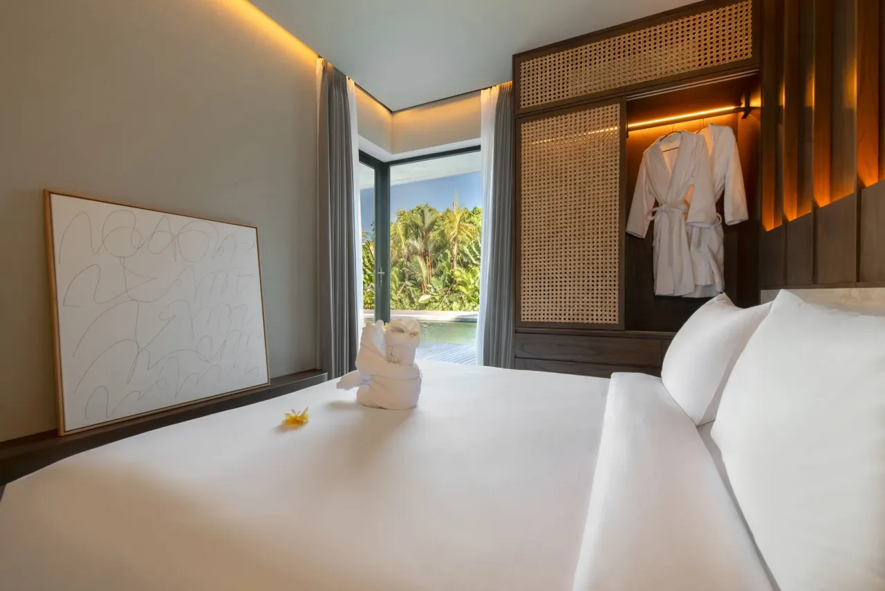 One-Bedroom Suites bedroom